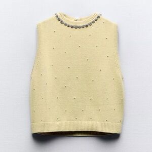 NWT ZARA JEWEL AND PEARL KNIT TOP